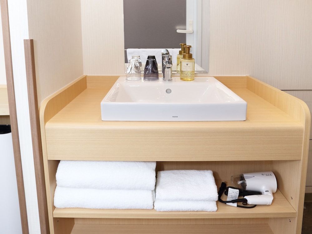 ダブルルーム 禁煙 客室の設備とサービス0 | 変なホテルプレミア 京都駅八条口前