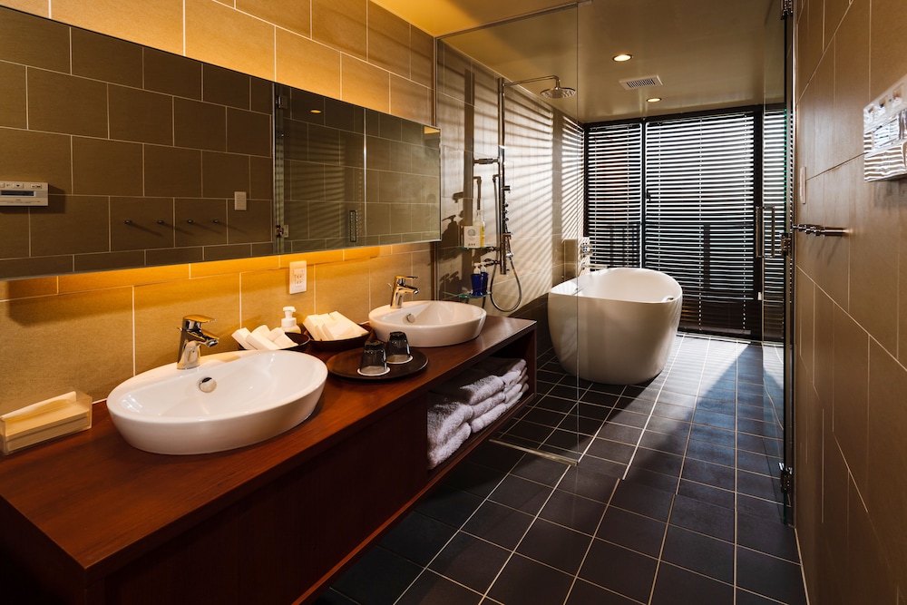 リラックススイートオーシャンビュー3F [O] バスルーム6 | コンドミニアム ヌーサ