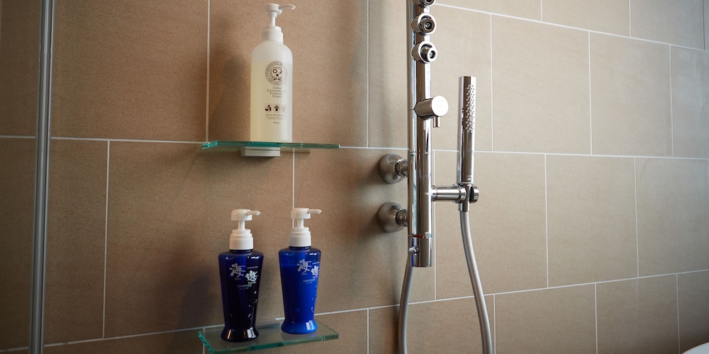 リラックススイートオーシャンビュー3F [O] バスルーム3 | コンドミニアム ヌーサ