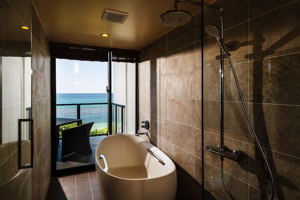 モダンスイートオーシャンビュー３F[N] 客室20 | コンドミニアム ヌーサ