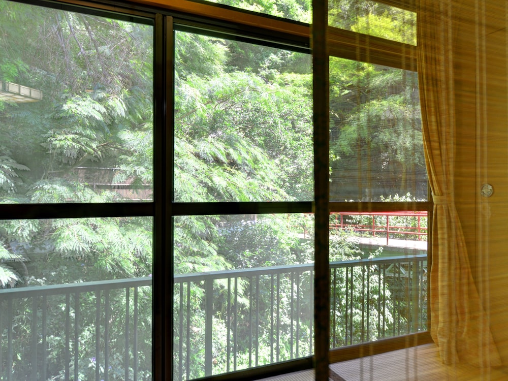 和室 共用バスルーム 部屋からの景観1 | 東學坊