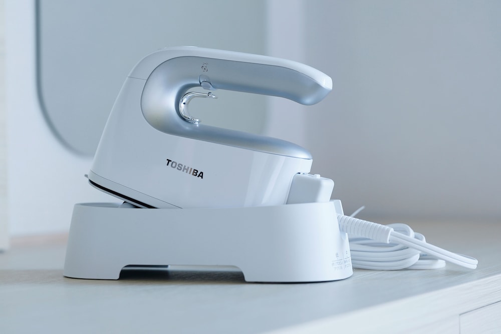 スタンダード ツインルーム セミダブルベッド2台 禁煙 アイロン / アイロン台0 | ダイワロイネットホテル金沢 MIYABI