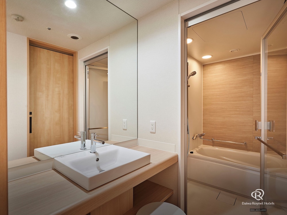 スーペリア ツインルーム ベッド2台 禁煙 バスルーム0 | ダイワロイネットホテル金沢 MIYABI