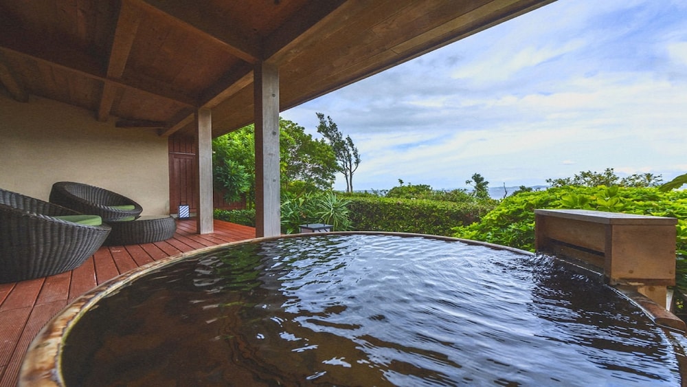 浜屋離れ メゾネット【源泉かけ流し露天風呂付/海側】禁煙 バスルーム0 | 浜千鳥の湯 海舟