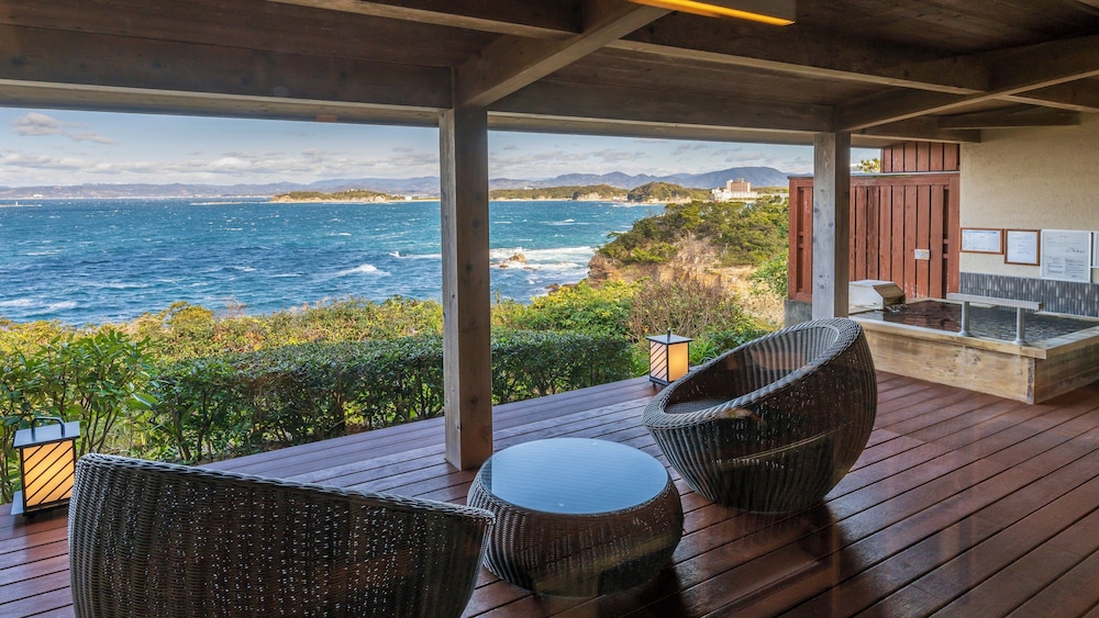 浜屋離れ 平屋 和洋室【源泉かけ流し露天風呂付】禁煙 客室3 | 浜千鳥の湯 海舟