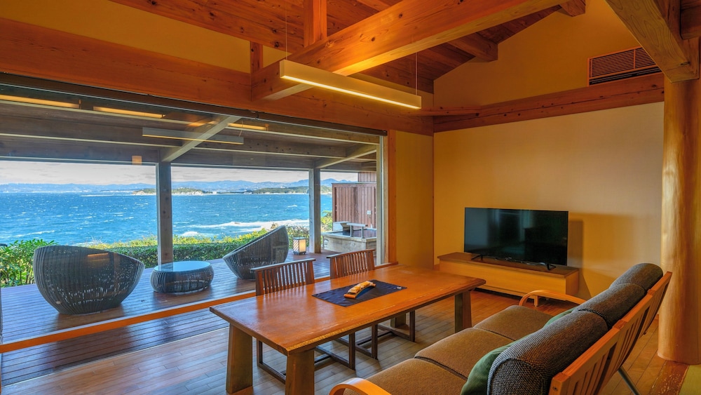 浜屋離れ 平屋 和洋室【源泉かけ流し露天風呂付】禁煙 客室2 | 浜千鳥の湯 海舟