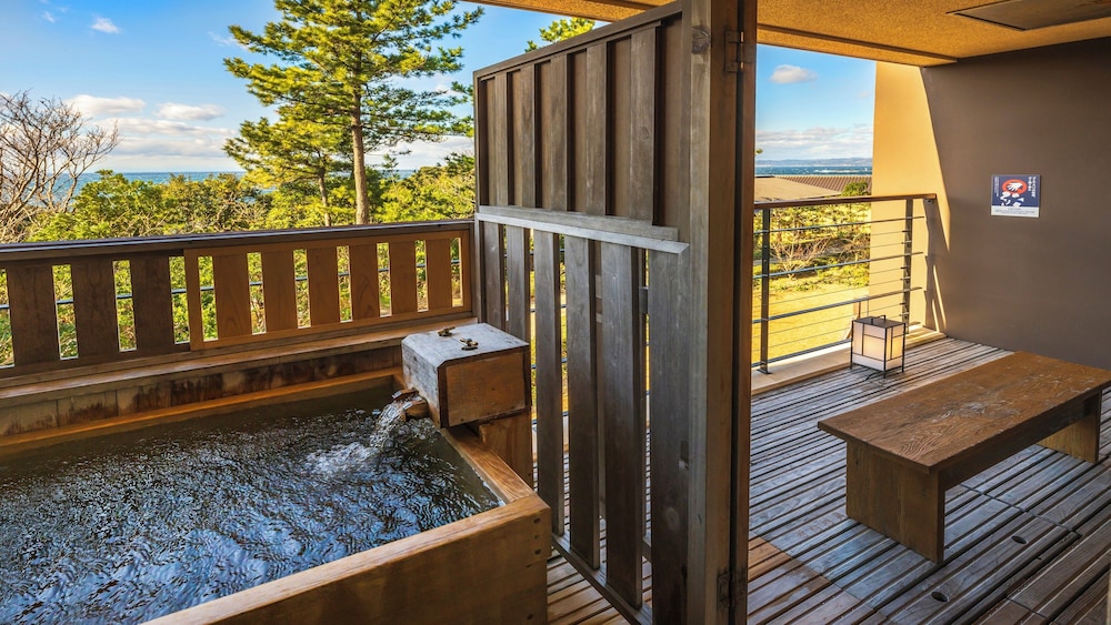 暁の抄2-3階 和洋室 49㎡ 眺望/庭 露天風呂付 禁煙 バスルーム0 | 浜千鳥の湯 海舟