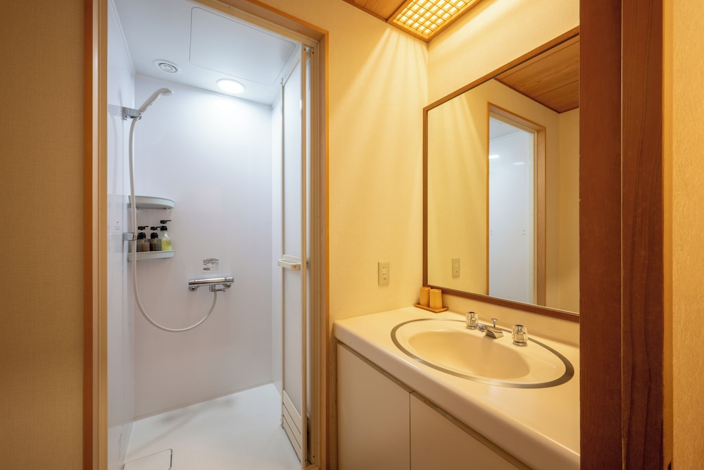 和室10畳+次の間3畳 禁煙 バスルームのシャワー0 | 鳴子温泉 湯元吉祥