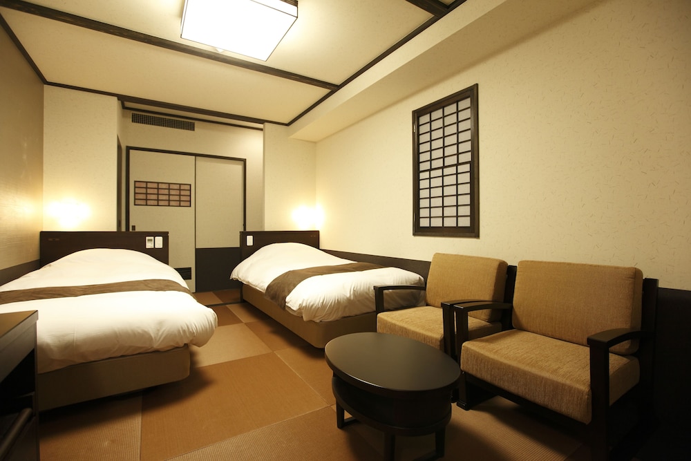 和風ツイン◆ベッドorマットレス2台(2名定員)21平米 客室7 | お宿 木の葉