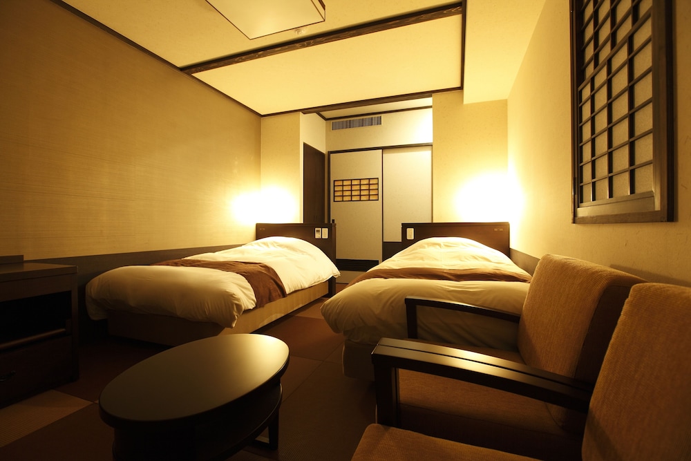 和風ツイン◆ベッドorマットレス2台(2名定員)21平米 客室3 | お宿 木の葉