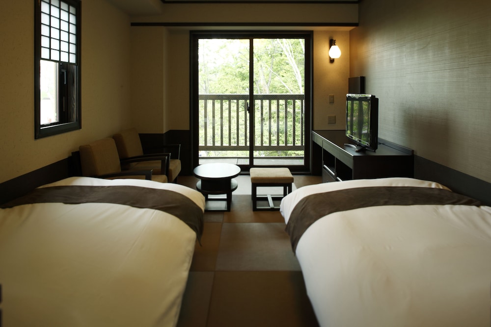 和風ツイン◆ベッドorマットレス2台(2名定員)21平米 | お宿 木の葉