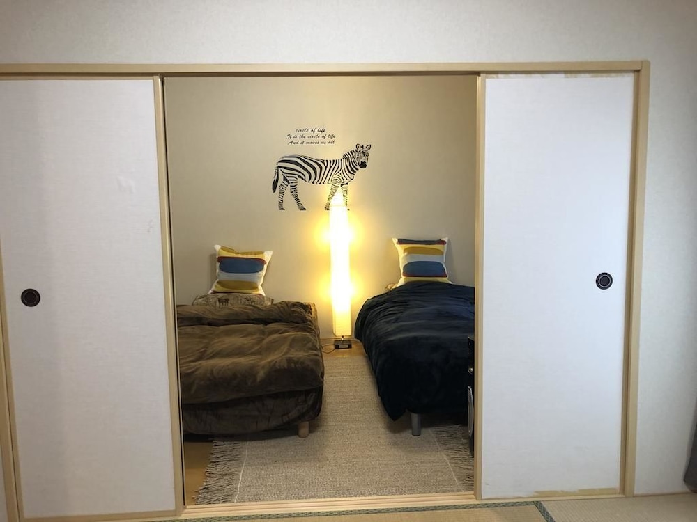 客室1 | ミッドタウン サクラ アパートメント ハウス 102
