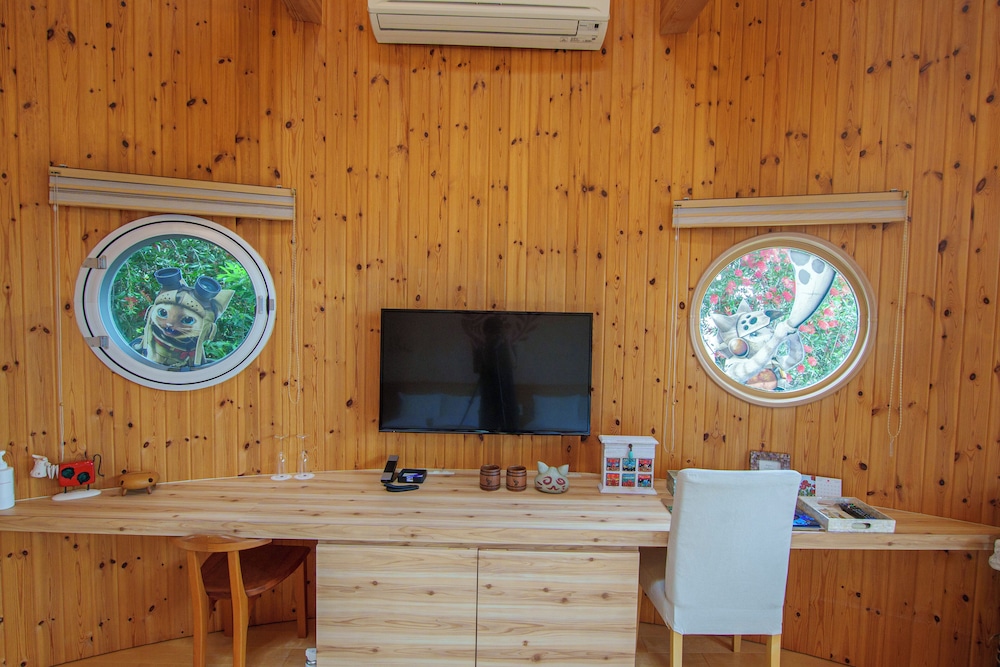 ~モンスターハンターコラボルーム「マイハウスのコクーン」~ご宿泊者様限定の豪華オリジナルグッズをプレゼント/ニジゲンノモリ アトラクションチケット付き/2名定員/禁煙/全室檜風呂付き 客室1 | グランシャリオ北斗七星135°