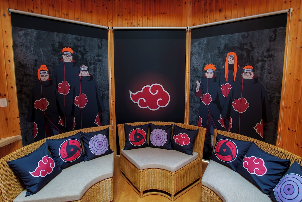 ~NARUTO-ナルト-コラボルーム「暁のコクーン」~ご宿泊者様限定の豪華オリジナルグッズをプレゼント/NARUTO&BORUTO忍里ライトチケット＋ハイドアンドシーク付き/4名定員/禁煙/全室檜風呂 客室7 | グランシャリオ北斗七星135°