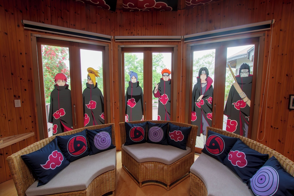 ~NARUTO-ナルト-コラボルーム「暁のコクーン」~ご宿泊者様限定の豪華オリジナルグッズをプレゼント/NARUTO&BORUTO忍里ライトチケット＋ハイドアンドシーク付き/4名定員/禁煙/全室檜風呂 客室3 | グランシャリオ北斗七星135°