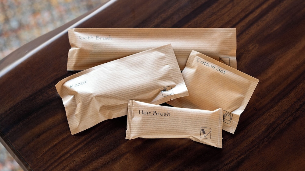 スタンダード洋室 喫煙可 客室の設備とサービス0 | リ・カーヴ箱根