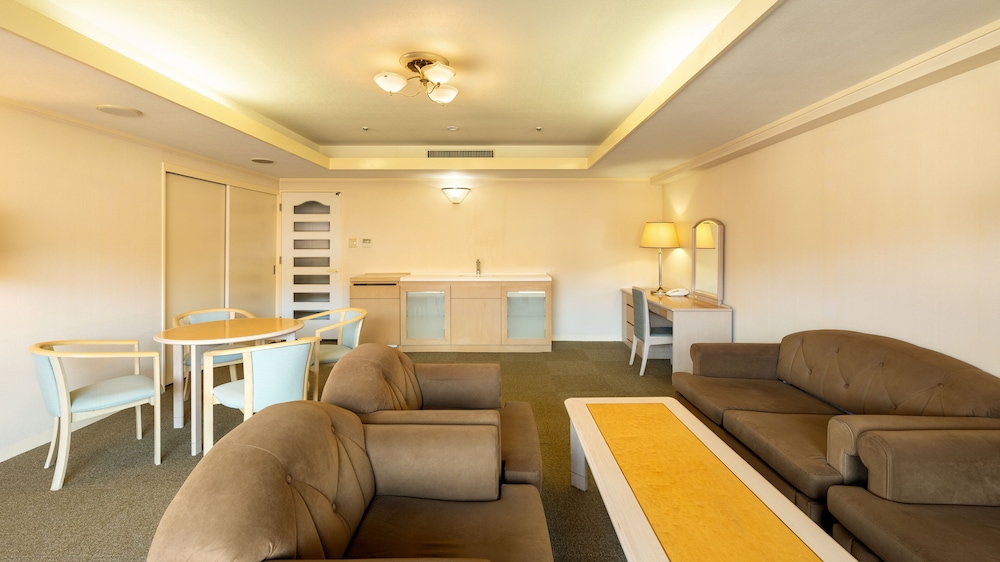 スイート 禁煙 客室3 | リ・カーヴ箱根