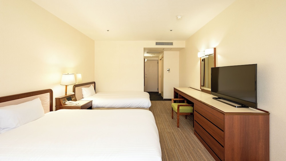 スタンダードツイン ソファ付 喫煙可 | リ・カーヴ箱根