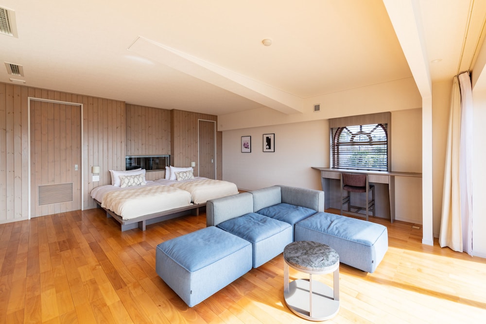 コンフォートデラックス 2階 客室2 | the salon 伊豆高原 Hotels & Resort