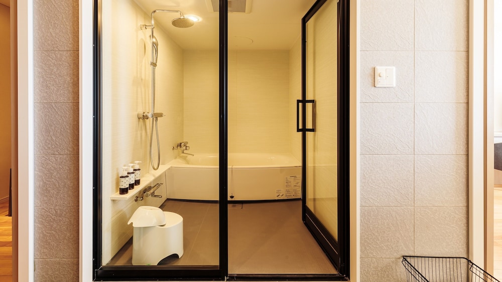 コンフォートデラックス 1階 バスルーム0 | the salon 伊豆高原 Hotels & Resort