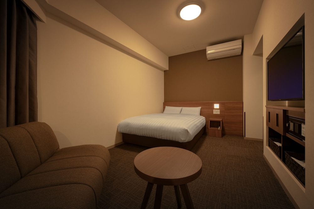 スーペリア ダブルルーム 禁煙 | 天然温泉 さんさの湯 ドーミーイン盛岡