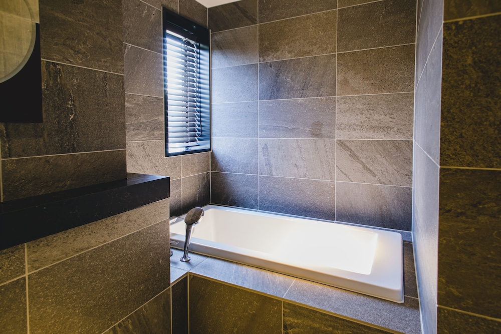 スイートツイン 禁煙 バスルーム1 | ダーワ・悠洛 京都