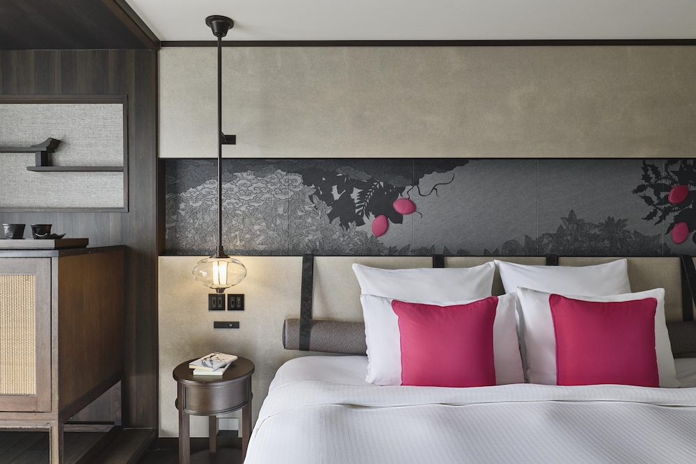 スーペリア ルーム キングベッド 1 台 客室1 | ダーワ・悠洛 京都