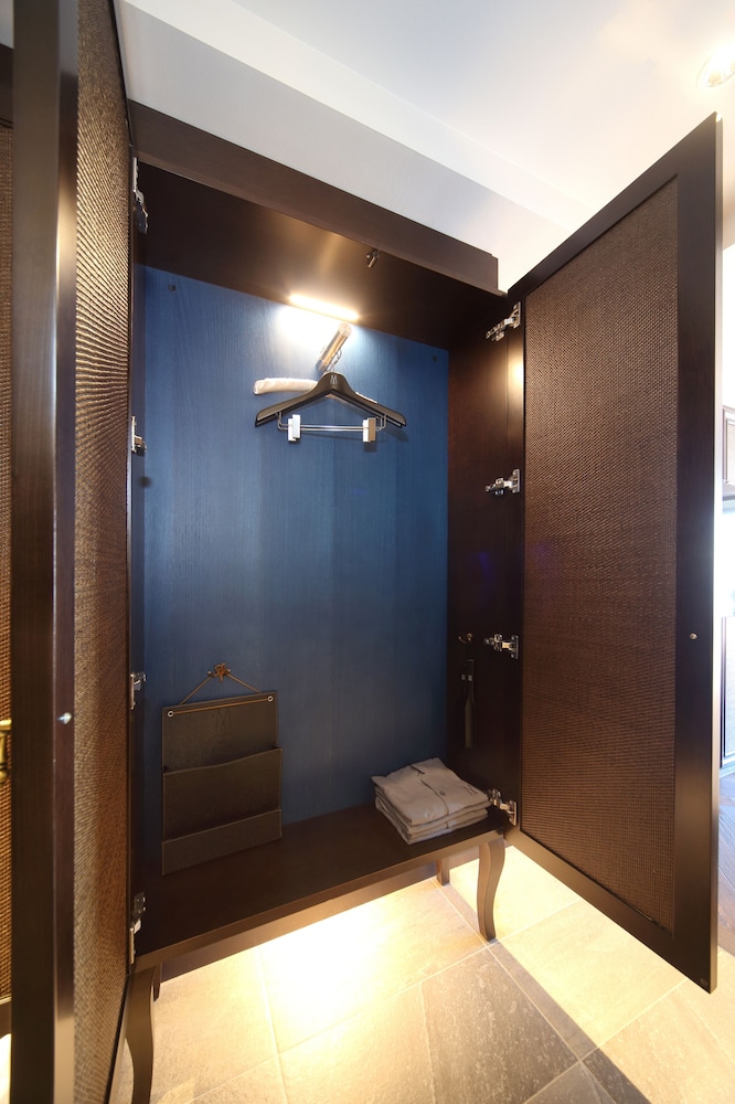 クラシック ルーム クイーンベッド 1 台 眺望なし 禁煙 客室の設備とサービス0 | ダーワ・悠洛 京都