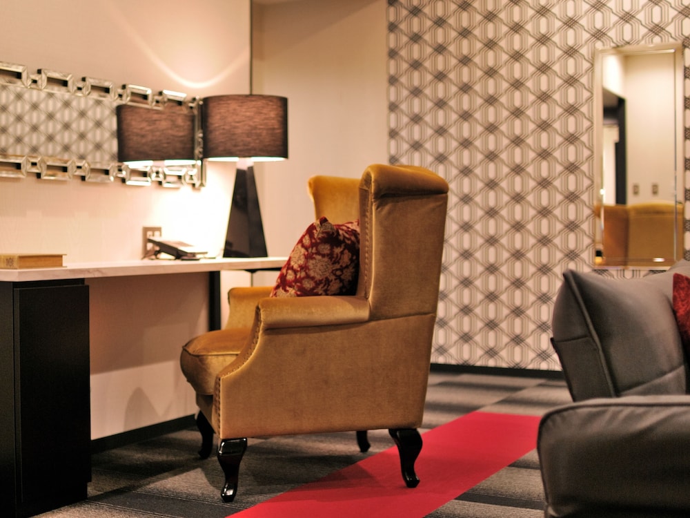 [禁煙] スイート 2ダブルベッド&5ソファベッド 客室4 | グリーンリッチホテル久留米 天然温泉・有馬六ツ門の湯