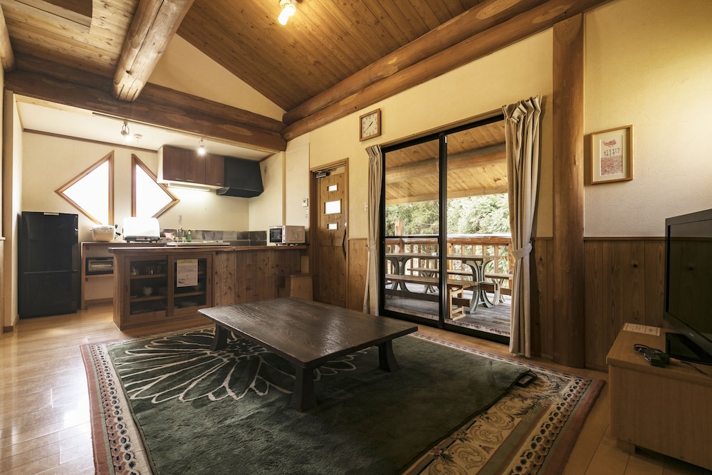 4名用コテージ 禁煙 客室1 | 黒川 森のコテージ