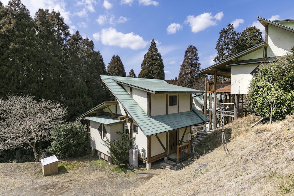 4名用コテージ 禁煙 施設の正面0 | 黒川 森のコテージ