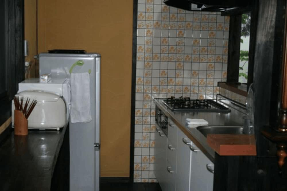 古民家Ⅰ 専用キッチン0 | 黒川 森のコテージ