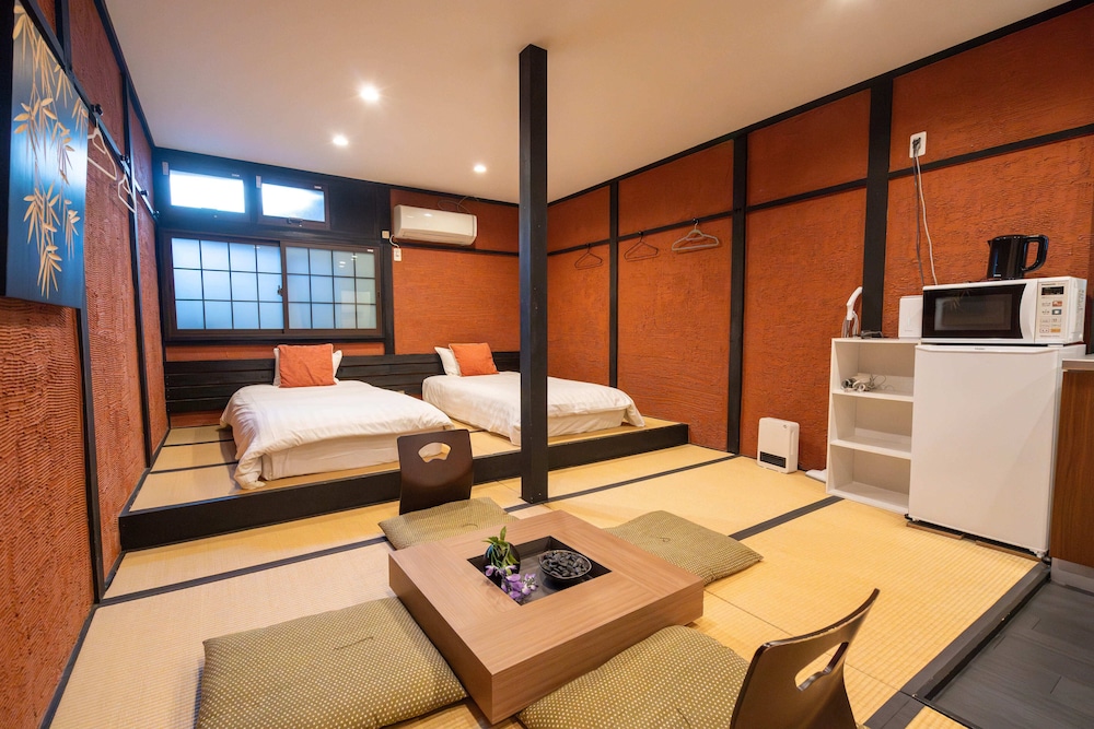 スタジオ 客室4 | 大阪中崎町御宿 NAKAZ II