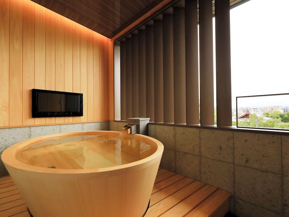 スパ　スイートルーム バスルーム2 | ホテル祇園一琳