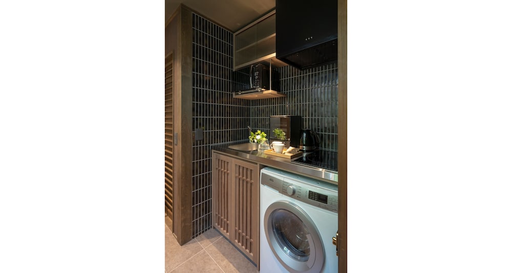 THE KAZAHAYA スイート 専用簡易キッチン0 | ザ 町屋 風早