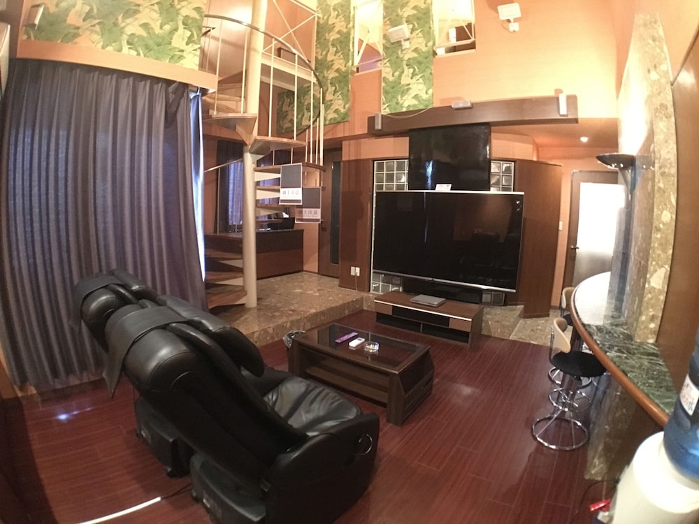 ベーシック ダブルルーム 客室13 | ホテルオーキッド - 大人限定