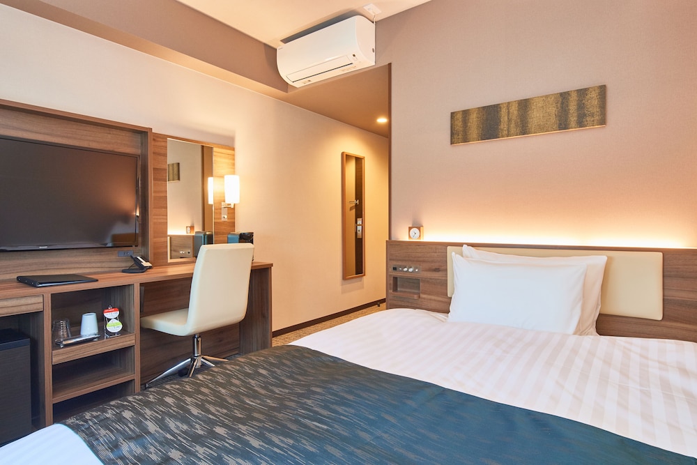 ダブルルーム 禁煙 | アンドコンフィホテル熊本城ビュー