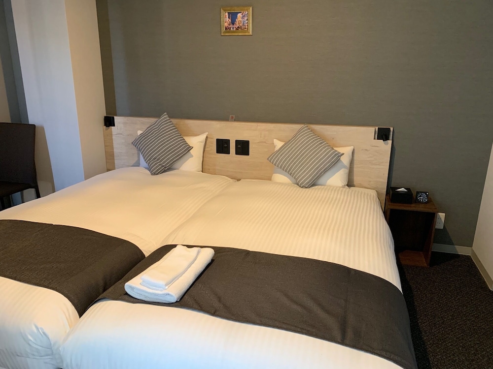 スタンダード ツインルーム 客室2 | ホテル ステイト 天王寺