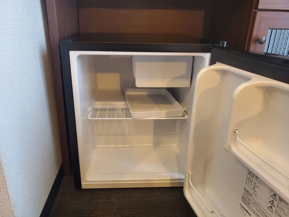 エコノミー トリプルルーム 3 ベッドルーム 禁煙 客室1 | ホテル ステイト 天王寺