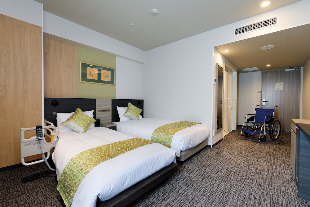 ユニバーサルルーム 客室1 | 天然温泉 若草の湯 ダイワロイネットホテル奈良