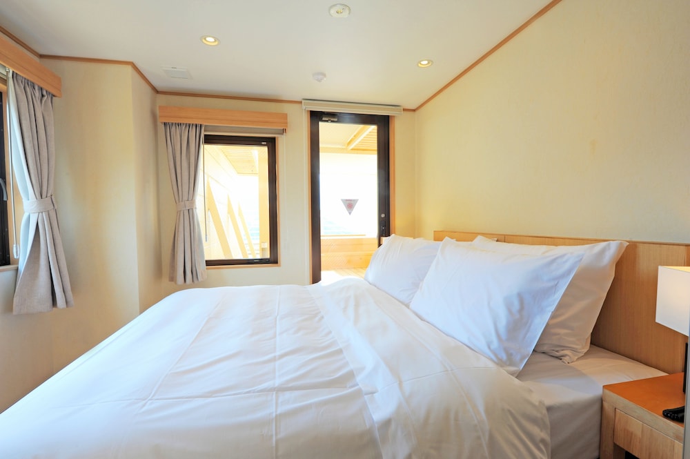 雲海スイート 客室0 | T Hotel 竜王