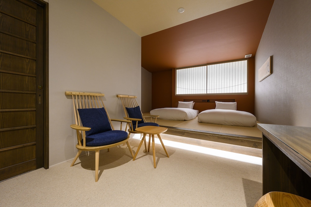 デラックス ルーム 禁煙 | HOTEL WOOD 高山