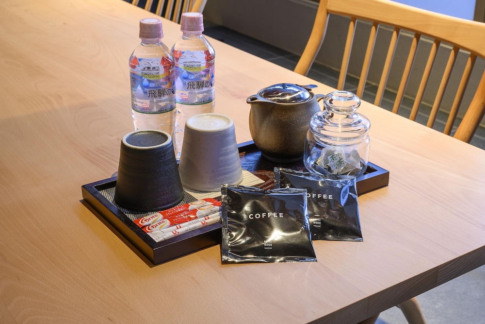 スーペリア トリプルルーム 禁煙 客室2 | HOTEL WOOD 高山