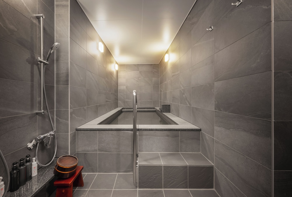 デラックス ルーム 3 ベッドルーム (Townhouse) 客室8 | ヒノデヒルズニセコビレッジ