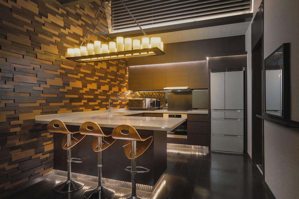 デラックス ルーム 3 ベッドルーム (Townhouse) 専用キッチン0 | ヒノデヒルズニセコビレッジ