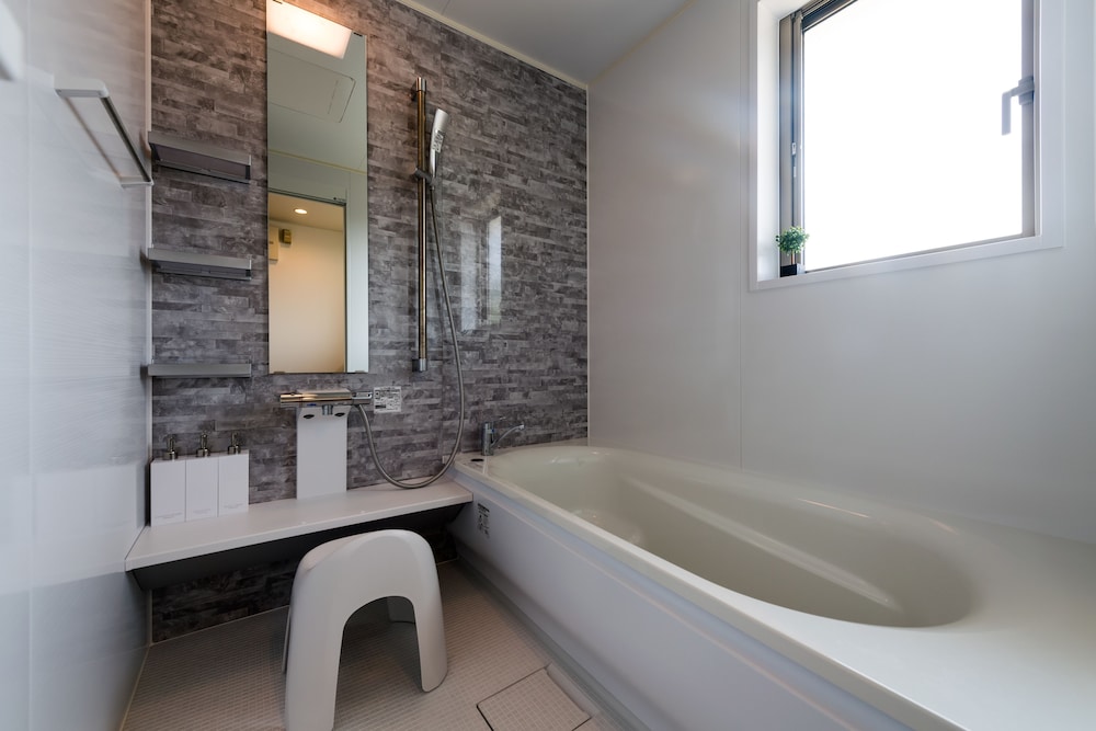 ヴィラ バスルーム0 | E-horizon Resort 名護