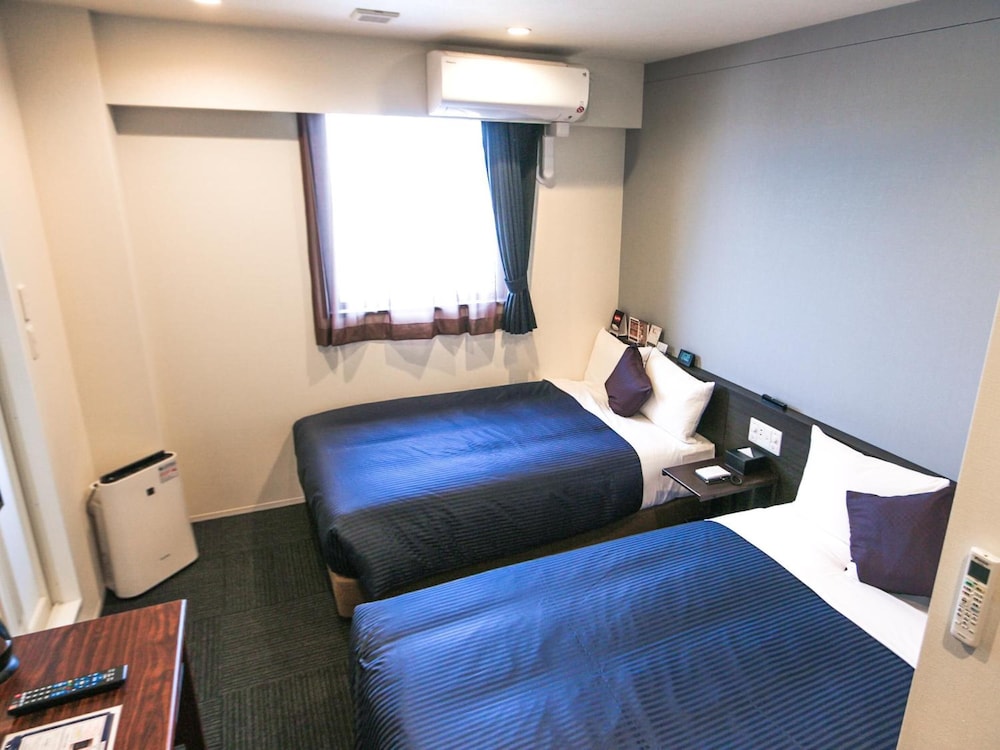 ツインルーム 喫煙可 | ホテルリブマックス東京綾瀬駅前