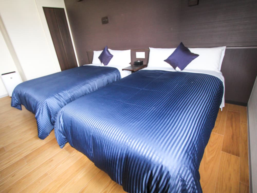 ツインルーム 禁煙 客室2 | 天然温泉ホテルリブマックス PREMIUM 姫路駅南