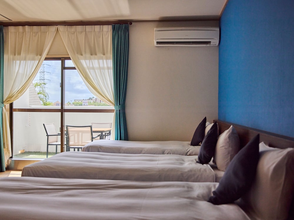 デラックス ルーム 禁煙 客室14 | ライカム ファミリー リゾート ホテル