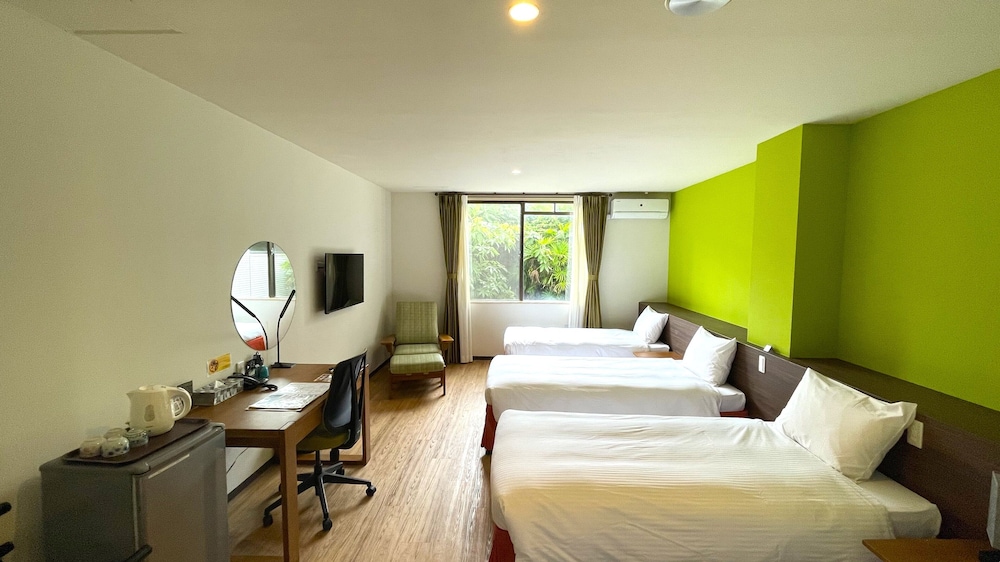 スタンダード ルーム 禁煙 客室2 | ライカム ファミリー リゾート ホテル